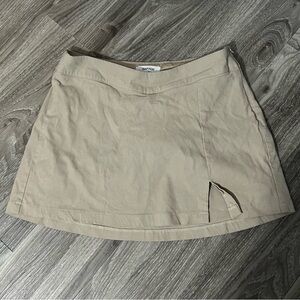 Garage tan mini skirt with shorts Side Slit